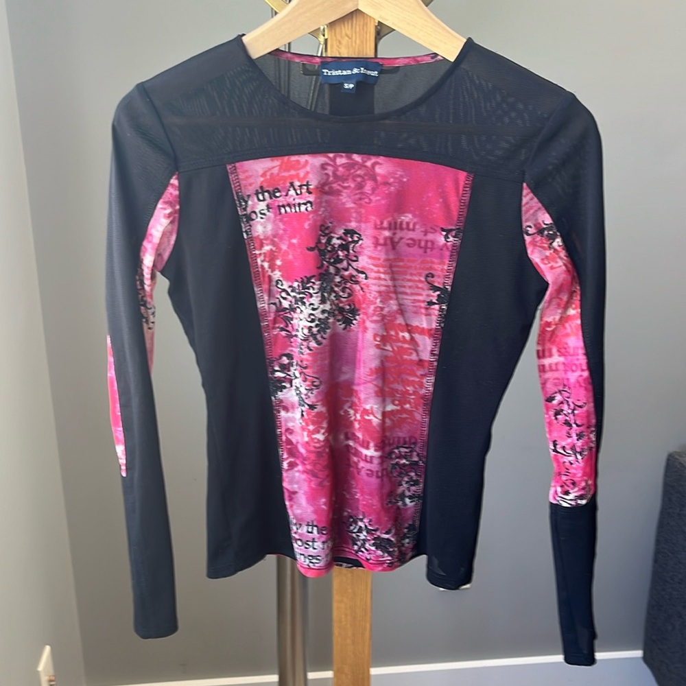 Tristan & Iseut Long Sleeve Womens Top -Size S